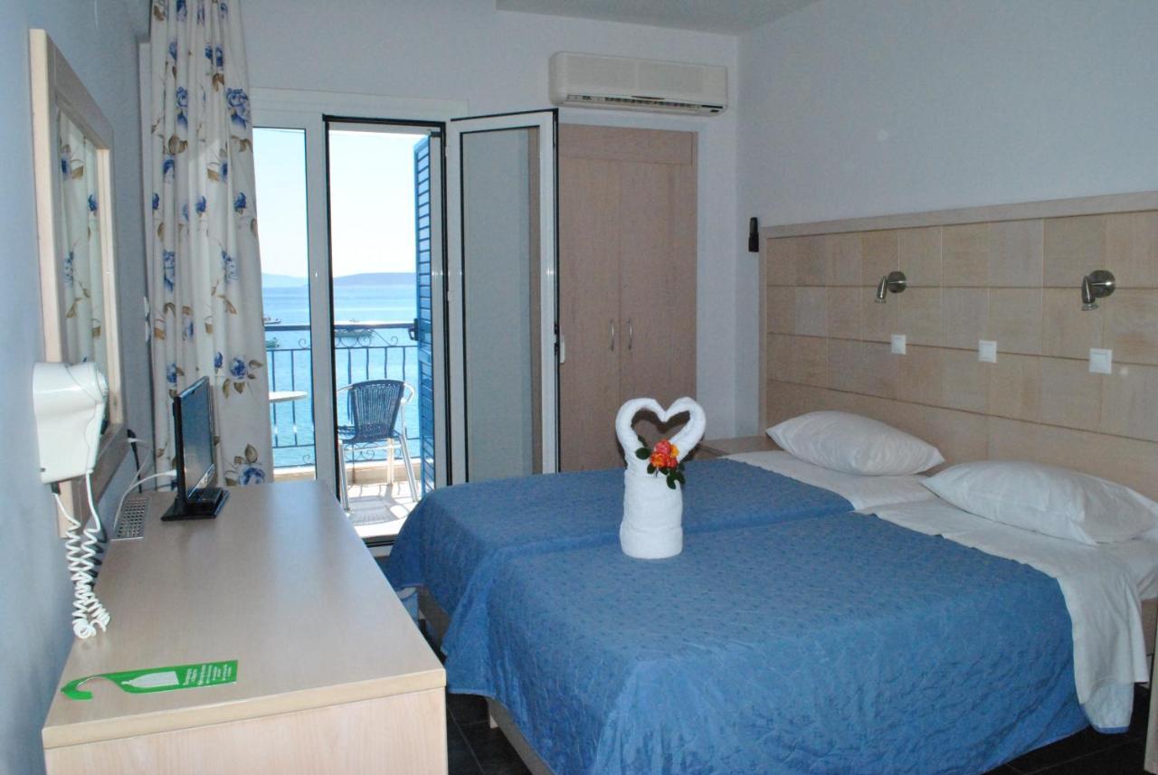 Hotel Aris Tolón Eksteriør bilde